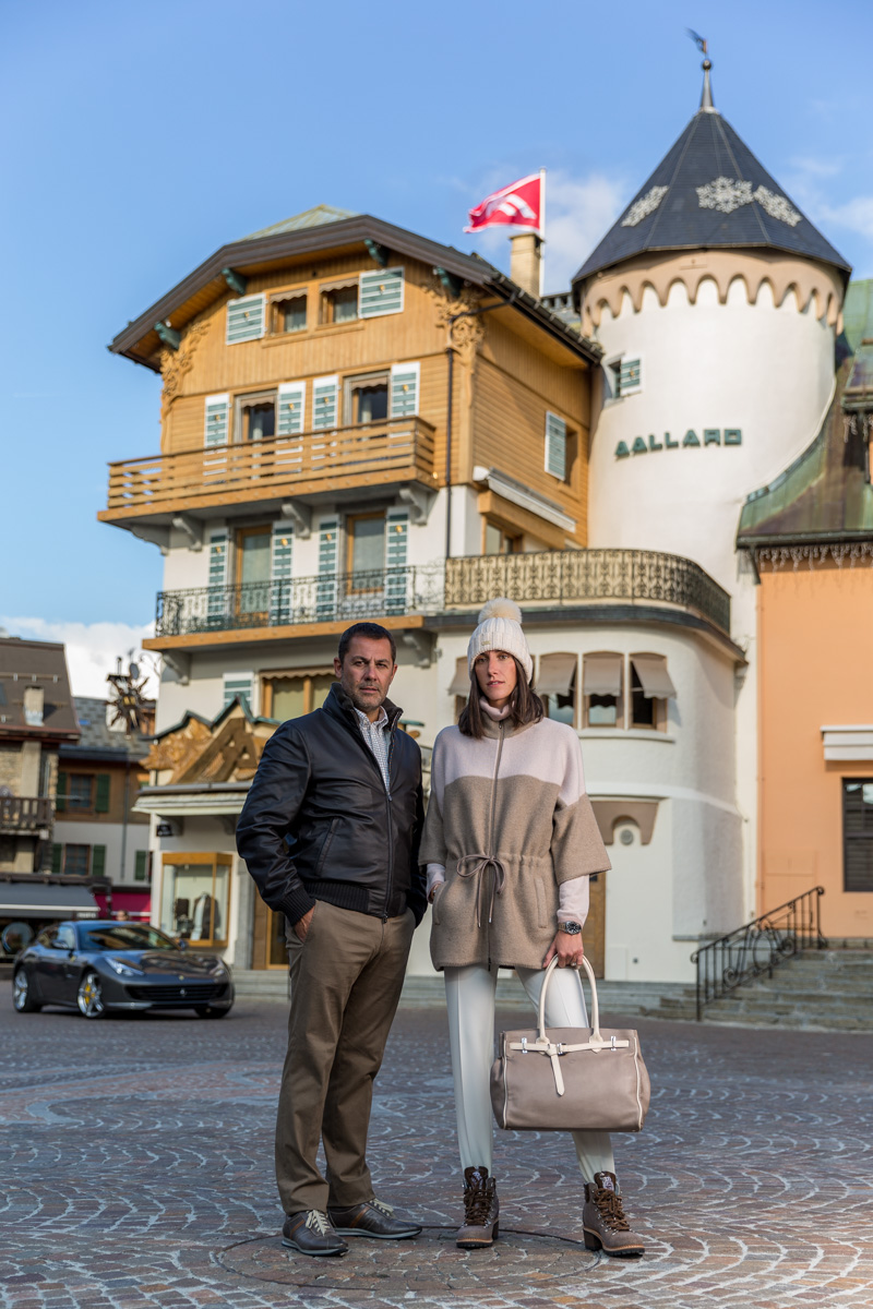 Blouson en duvet à capuche g1a|craie taupe . - AALLARD de Megève